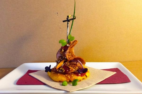 El-Teatrillo-de-Pravia-alza-el-telón-a-los-pinchos